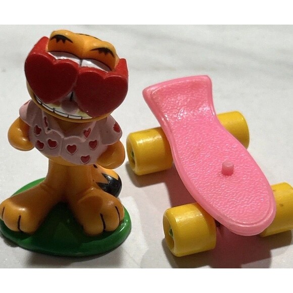 Other - Sweet PAWS GARFIELD Vinyl Rubber PVC Figure VALENTINES DAY Heart Glasses Shirt